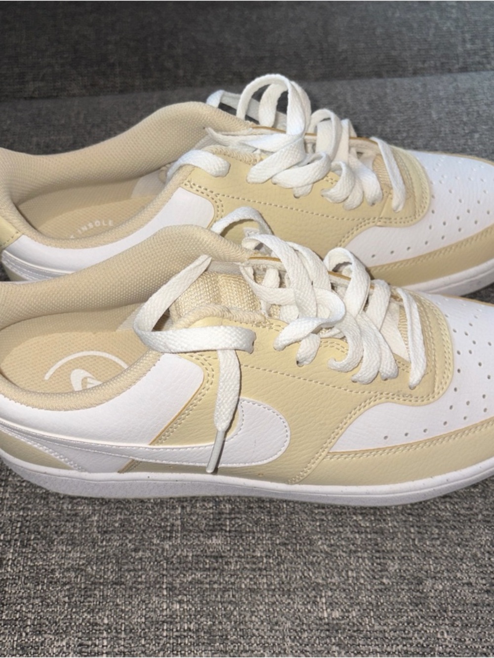 New Nike Court Vision Low-Top Light Sneakers in Khaki & White Men’s Size:8.5